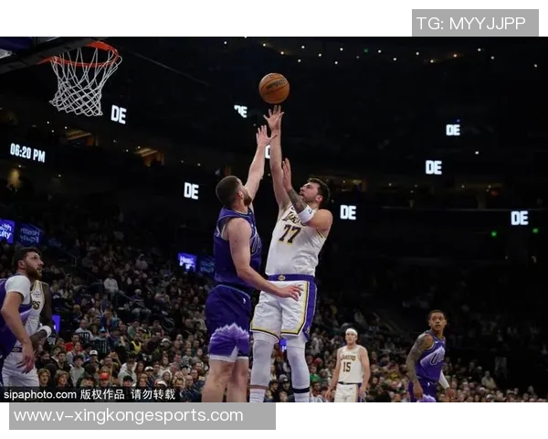 弗拉格谈达拉斯球迷期待称东契奇交易后我将迎接挑战 弗拉格谈达拉斯球迷期待称东契奇交易后我将迎接挑战