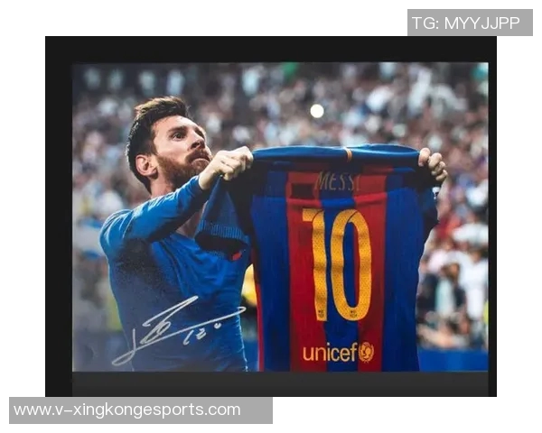 球王的小迷妹张琳艳穿梅西10号球衣晒美照引热议