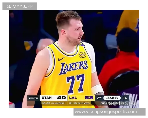 东契奇首秀表现出色15投7中三分球4记斩获25分7篮板4助攻 东契奇首秀表现出色15投7中三分球4记斩获25分7篮板4助攻