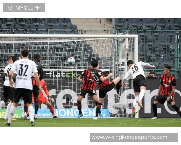 德甲分析:法兰克福客场逆袭圣保利主场争取宝贵积分 德甲分析:法兰克福客场逆袭圣保利主场争取宝贵积分