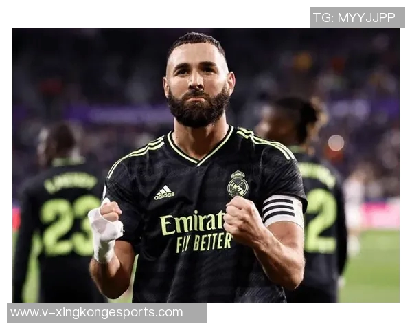 本泽马社交媒体庆祝战胜利雅得胜利强调团队承诺与重要胜利