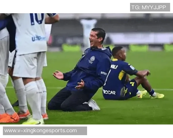 国米冬窗计划引援以填补邓弗里斯因手术缺阵至明年三月的空缺