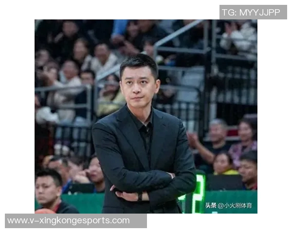 杨鸣强调球队拼搏精神球迷不求每年夺冠但期待每场全力以赴